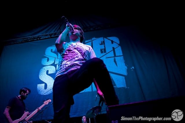 Silverstein live