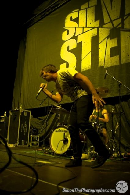 Silverstein live