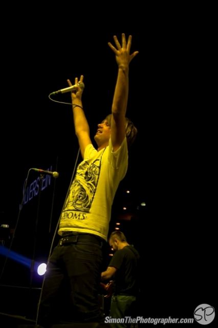Silverstein live