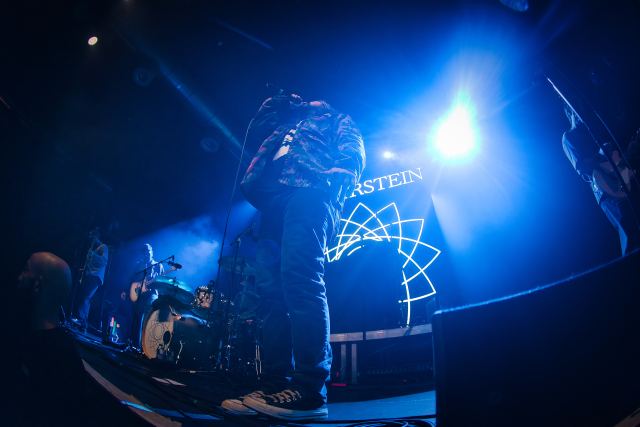 Silverstein live