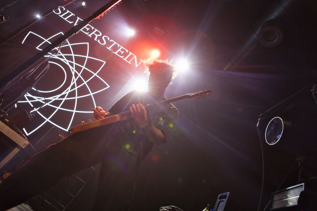 Silverstein live