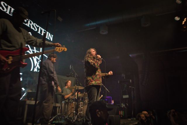 Silverstein live
