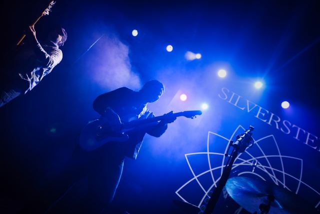 Silverstein live