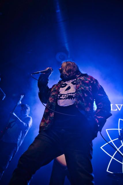 Silverstein live