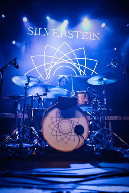 Silverstein live