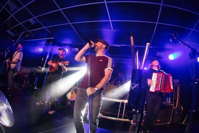 The Rumjacks live