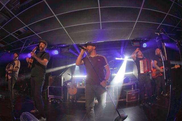 The Rumjacks live