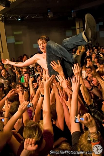The Subways live