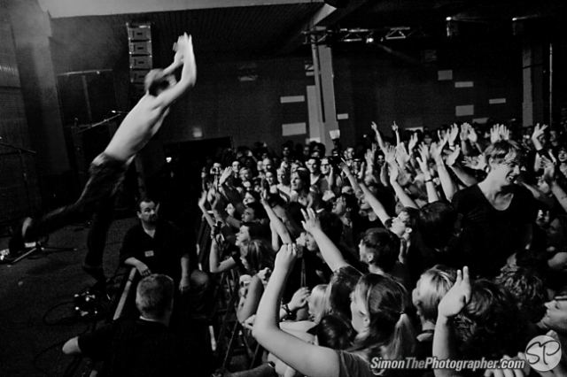 The Subways live