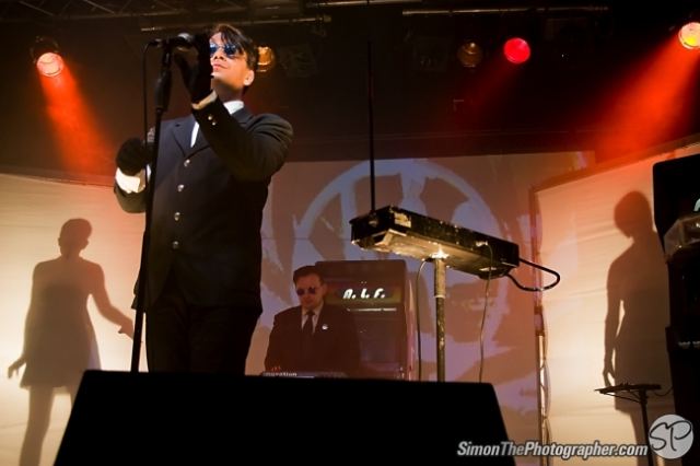 Welle: Erdball live