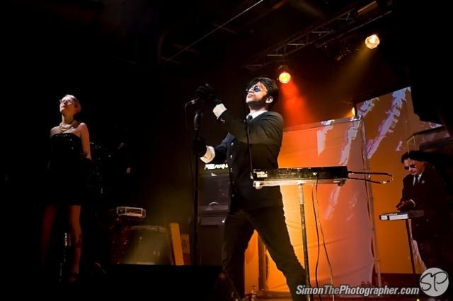 Welle: Erdball live
