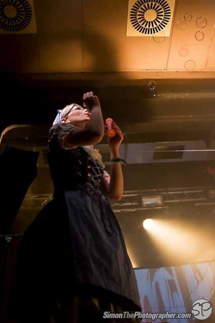 Welle: Erdball live