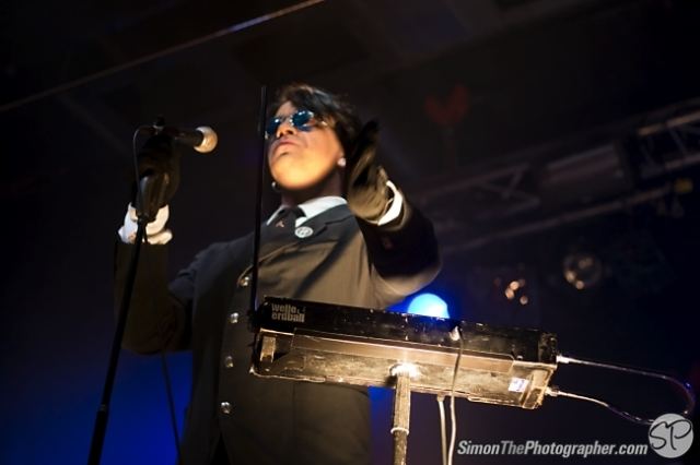 Welle: Erdball live